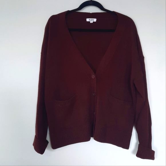 525 America Cardigan - Picture 1 of 7